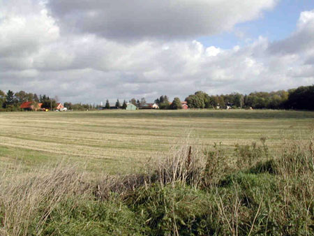Mod nordøst fra toppen af højen